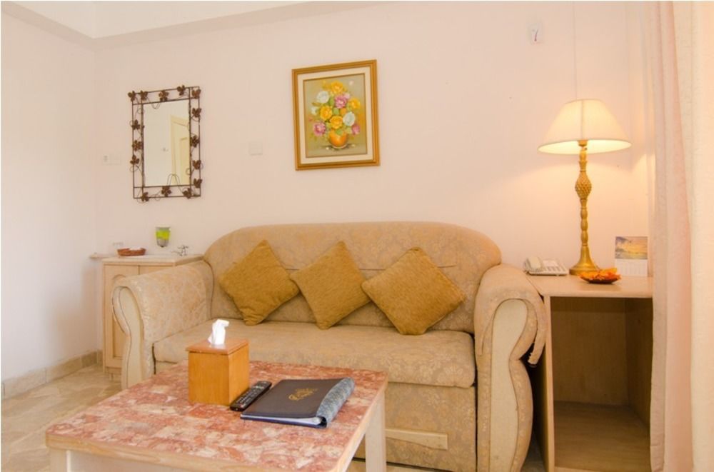 Club Bali Suites At Kota Bunga 芝巴纳斯 外观 照片
